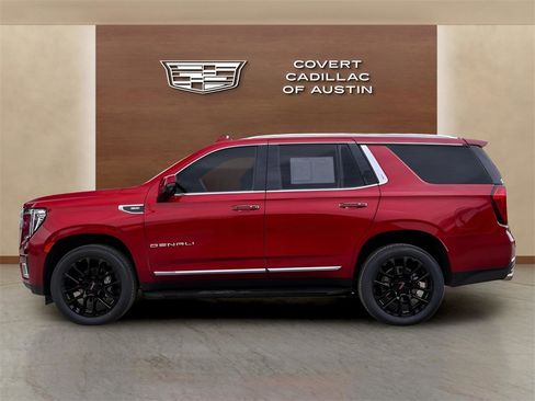 Used 2023 GMC Yukon Denali image 2