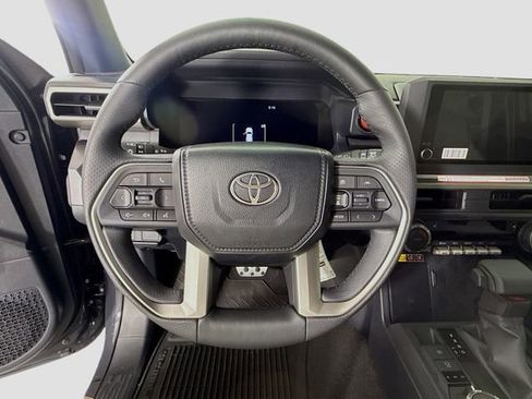 New 2026 Toyota 4Runner TRD Sport AWD/4WD image 11