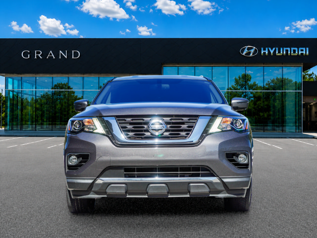 Used 2019 Nissan Pathfinder SL FWD image 9