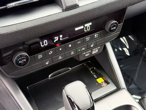 New 2026 Subaru Outback Premium AWD/4WD image 34