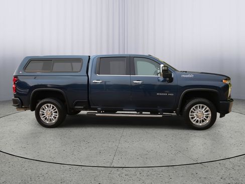 Used 2022 Chevrolet Silverado 2500 High Country w/ Z71 Off-Road Package AWD/4WD image 24