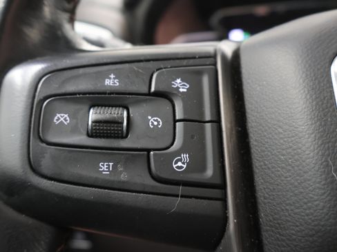 Used 2022 GMC Sierra 1500 AT4 w/ AT4 Premium Package AWD/4WD image 16