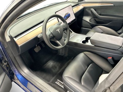 Certified 2023 Tesla Model 3 Standard Range RWD image 9