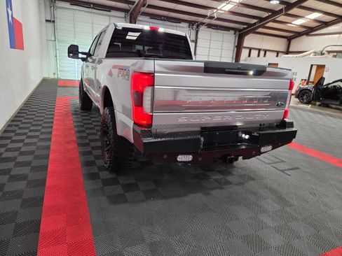 Used 2017 Ford F250 Platinum w/ Platinum Ultimate Package image 28