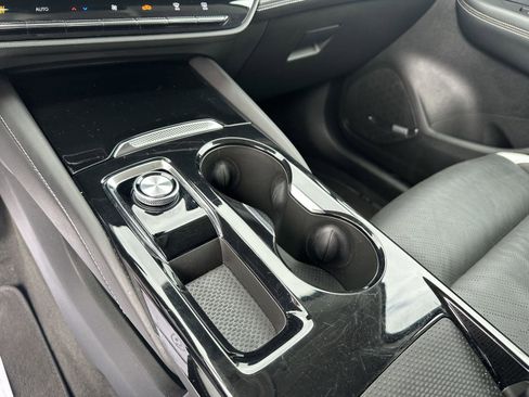 Used 2025 Buick Envision Sport Touring image 32