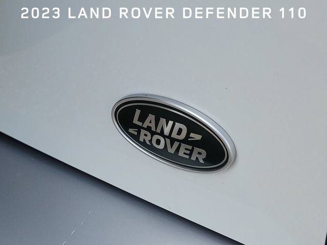 Used 2023 Land Rover Defender 110 AWD/4WD image 5