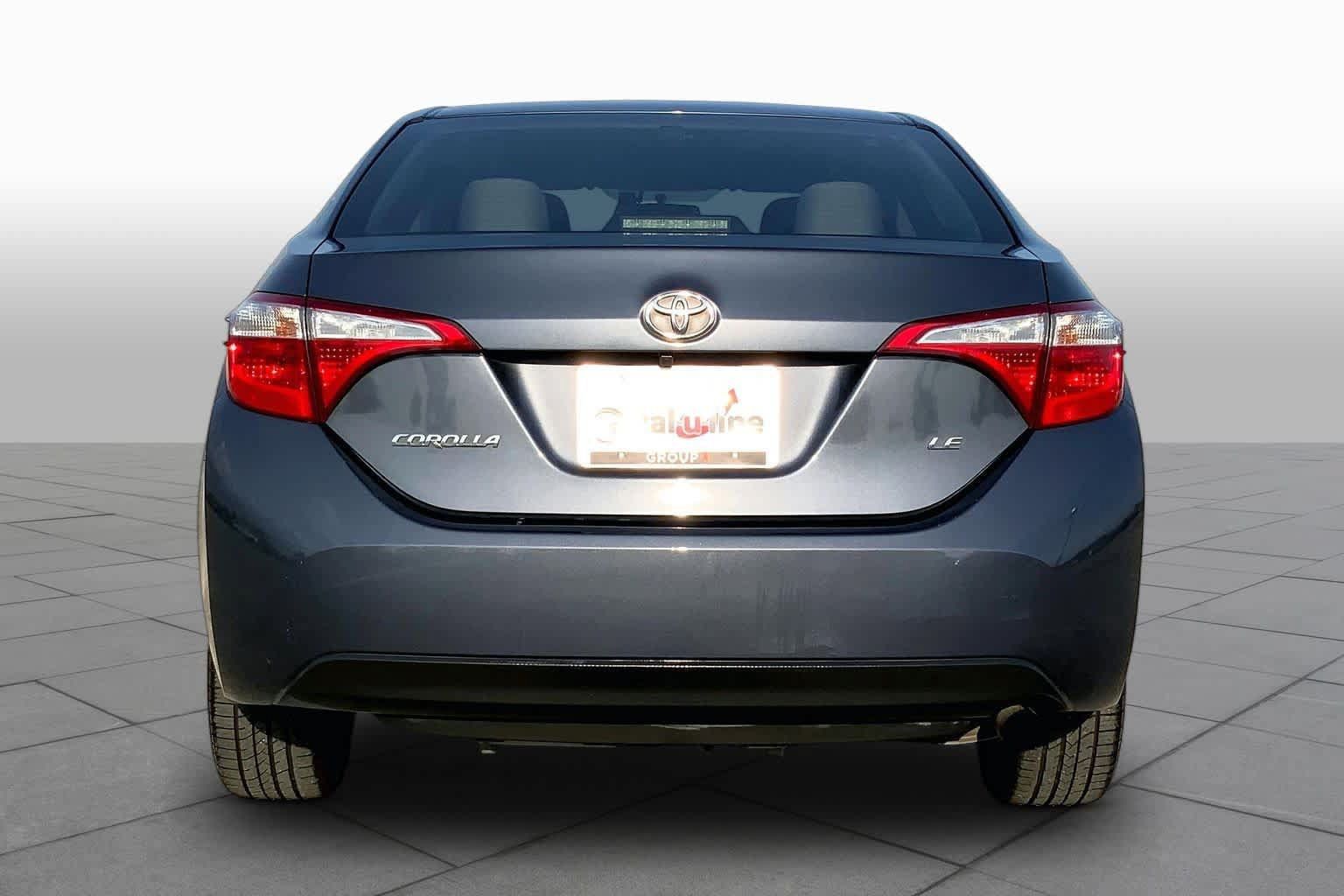 Used 2015 Toyota Corolla LE FWD image 5