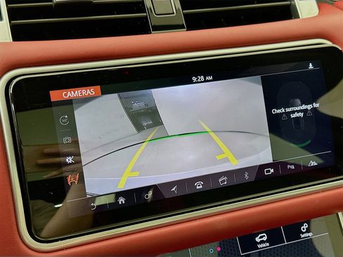 Used 2019 Land Rover Range Rover Sport HSE Dynamic image 15