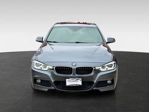Used 2018 BMW 330i xDrive Sedan image 2