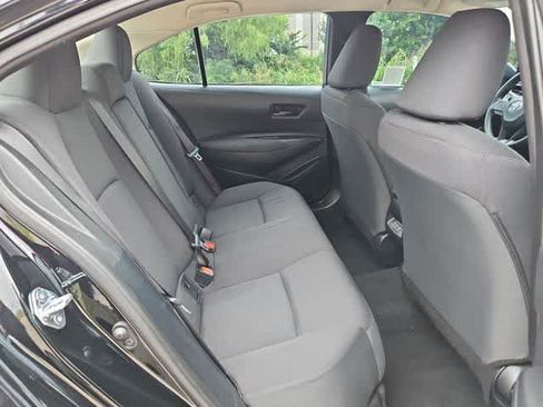 Used 2026 Toyota Corolla LE FWD image 17