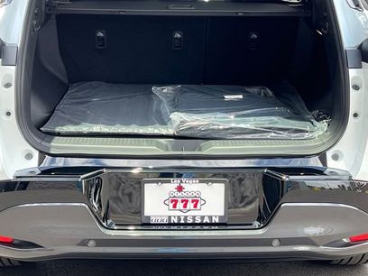 New 2025 Nissan Murano Platinum w/ Cargo Package