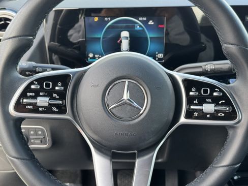 Used 2023 Mercedes-Benz GLA 250 image 24