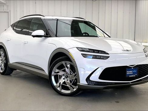 Used 2025 Genesis GV60 Performance AWD/4WD image 35