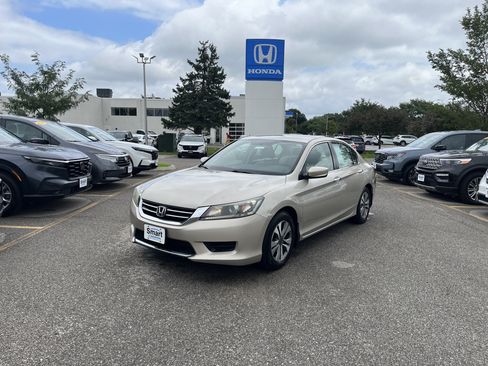 Used 2015 Honda Accord LX image 1