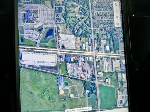 Used 2020 Tesla Model X image 25