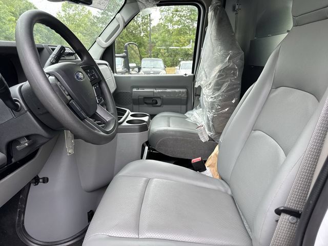 New 2027 Ford E-350 and Econoline 350 Super Duty w/ Driver's Safety Package RWD image 18
