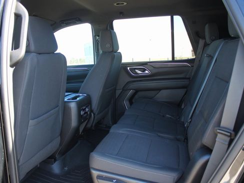 Used 2023 Chevrolet Tahoe LS image 7