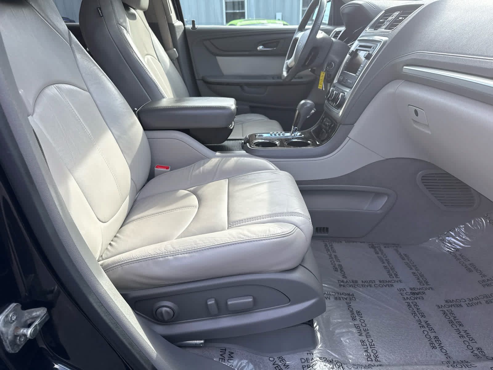 Used 2015 GMC Acadia SLT FWD image 12