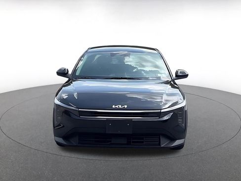 Used 2025 Kia K4 LXS FWD image 4