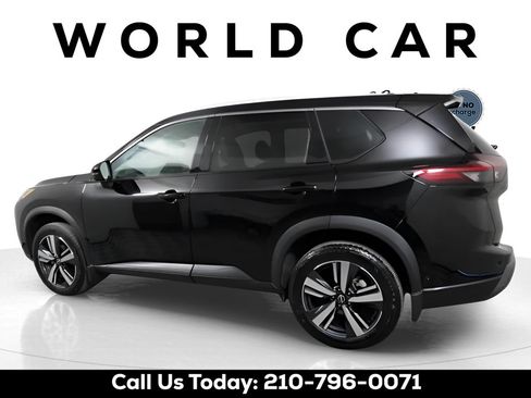 Used 2024 Nissan Rogue SL w/ SL Premium Package FWD image 9