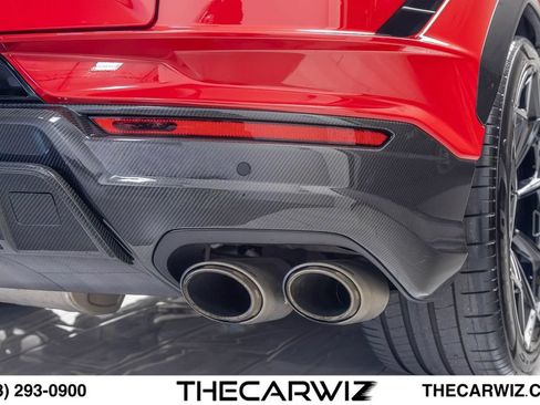 Used 2023 Lamborghini Urus Performante AWD/4WD image 33