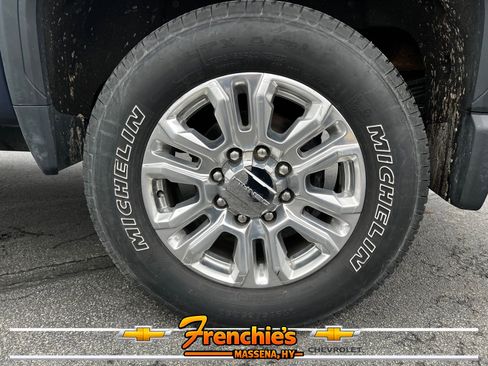 Used 2022 GMC Sierra 2500 Denali w/ Denali Ultimate Package AWD/4WD image 4