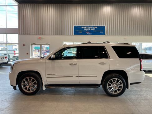 Used 2016 GMC Yukon Denali w/ Open Road Package image 2