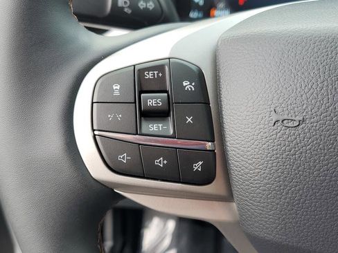 New 2026 Ford Explorer Active w/ Active Comfort Package image 22