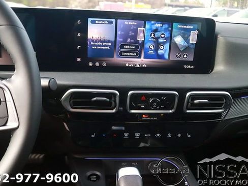 New 2026 Nissan Sentra SV FWD image 17