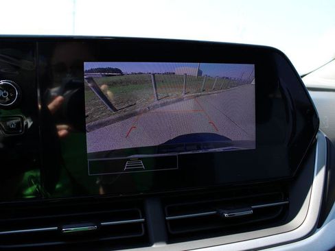 New 2026 Chevrolet Trax LS image 14