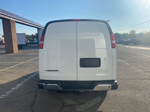 New 2025 Chevrolet Express 3500 Extended w/ Driver Convenience Package image 6