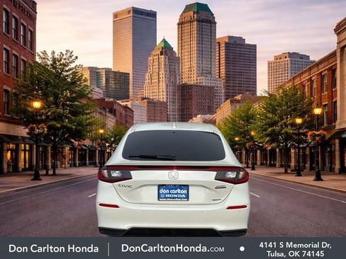 Used 2025 Honda Civic Sport Touring image 5