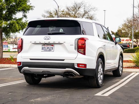 Used 2021 Hyundai Palisade SE w/ Winter Package image 9
