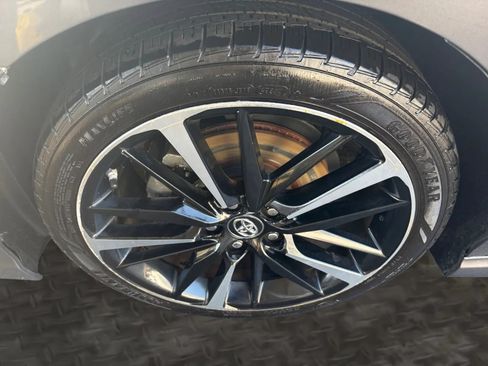 Used 2020 Toyota Camry SE FWD image 33