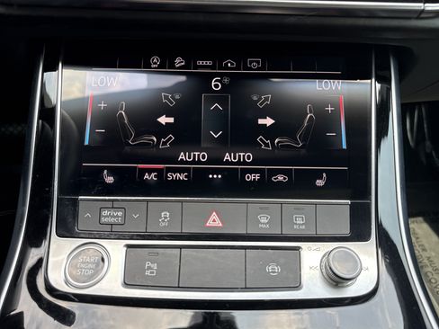 Used 2021 Audi Q7 3.0T Premium w/ Convenience Package AWD/4WD image 21