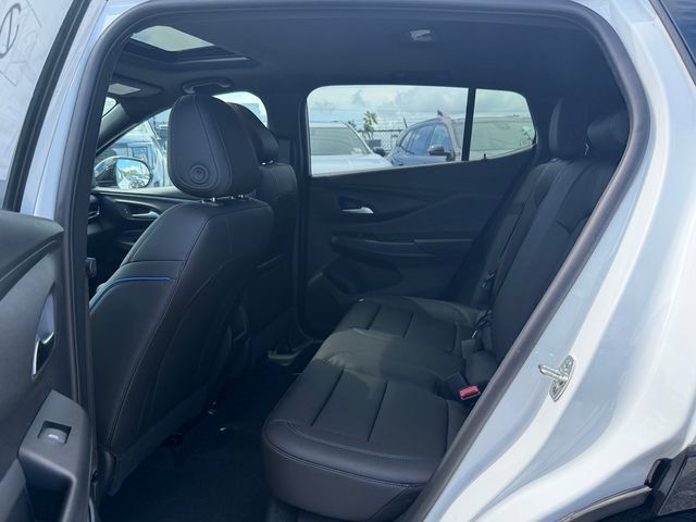 New 2026 Buick Envista Sport Touring w/ Convenience I Package FWD image 11