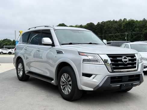 Used 2021 Nissan Armada SV AWD/4WD image 7
