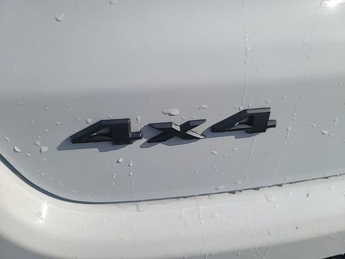Used 2024 Jeep Compass Trailhawk AWD/4WD image 8