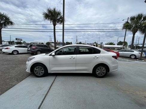 Used 2020 Kia Rio LX FWD image 3