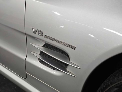 Used 2004 Mercedes-Benz SL 55 AMG image 10