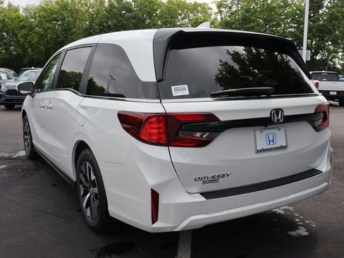 Used 2026 Honda Odyssey EX-L image 3