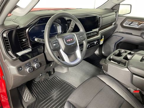Certified 2025 GMC Sierra 1500 Elevation image 3