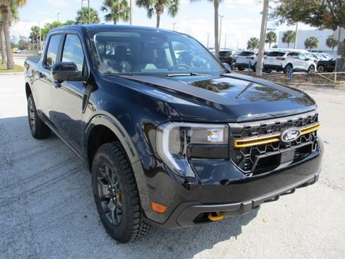 New 2025 Ford Maverick Tremor image 1