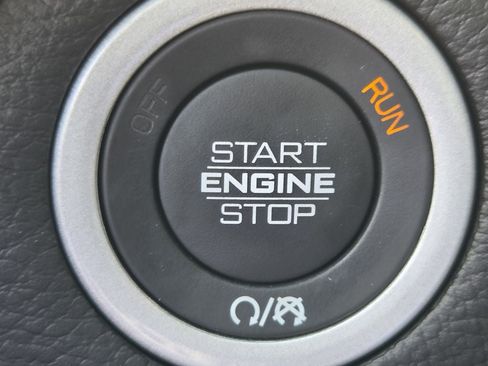 Used 2026 RAM 1500 Laramie AWD/4WD image 20