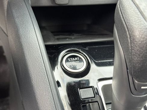 New 2025 Nissan Versa SV w/ Trunk Package image 20