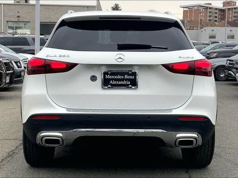 Used 2026 Mercedes-Benz GLA 250 4MATIC image 3