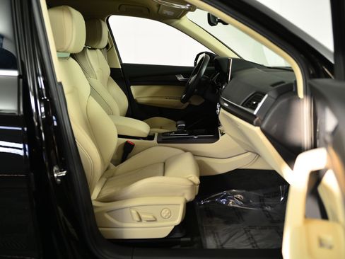 Certified 2024 Audi Q5 2.0T Premium w/ Convenience Package image 20