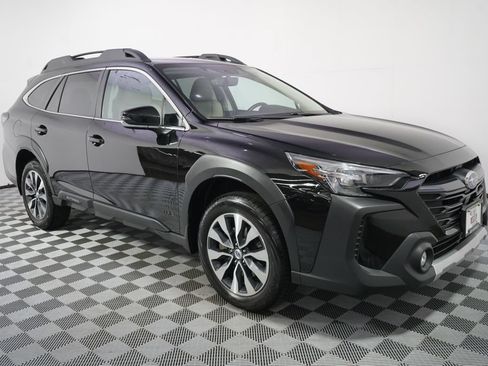 Certified 2025 Subaru Outback Limited XT w/ Popular Package #2 AWD/4WD image 8