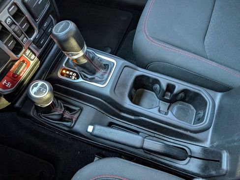 Used 2022 Jeep Gladiator Rubicon w/ Trailer Tow Package image 18