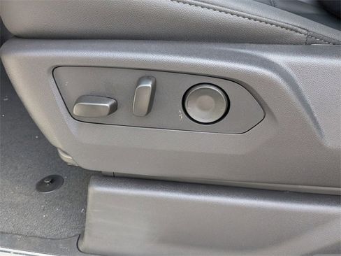 New 2025 Chevrolet Silverado 2500 LTZ w/ LTZ Convenience Package image 20